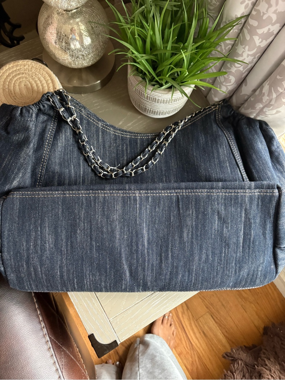 FASHION Dark Blue Denim Shoulder Tote with Interlocking CC with pouch - Picture 6 of 14